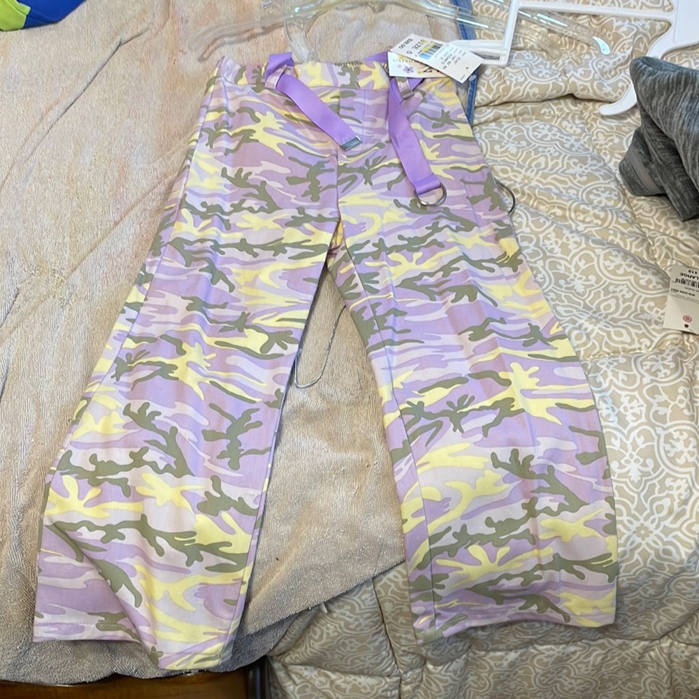 NWT Iz Byer girls camouflage pants